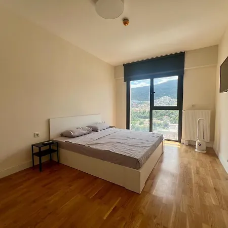 Panoramic Penthouse In Diamond Of Appartamento Skopje