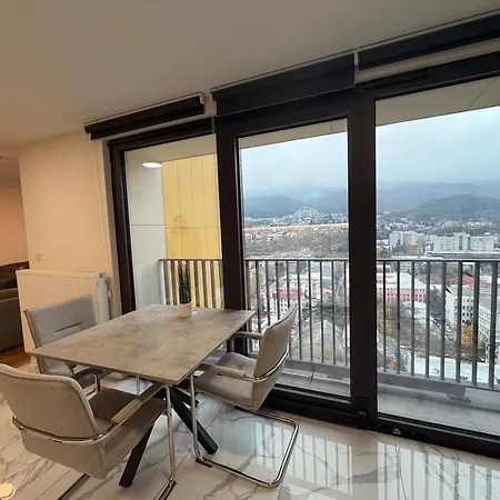Panoramic Penthouse In Diamond Of